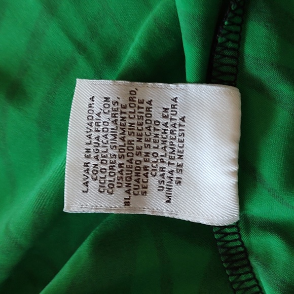 Worthington Stretch women's blouse. - Picture 6 of 6